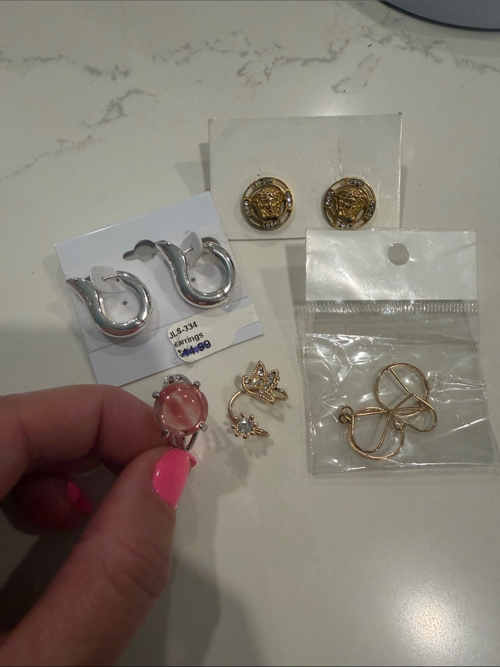 Lot of Women's Fashion Jewelry